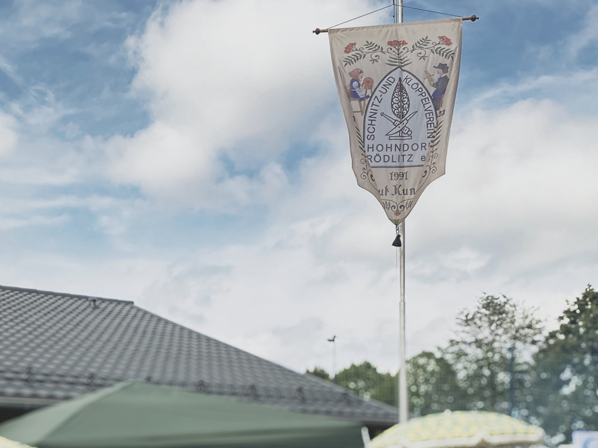 Flagge des Schnitzvereins